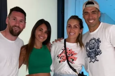 Lionel Messi recibió la visita de Luis Suárez para pasar las fiestas: “los quiero mucho”
