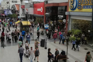 Movimiento comercial: últimas horas para las compras navideñas en Tucumán