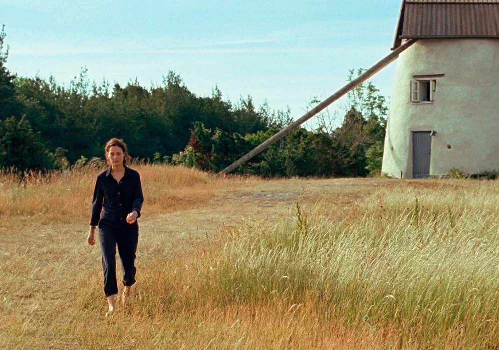 “BERGMAN ISLAND”. Una historia romántica con ribetes surrealistas. 