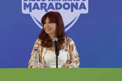 Cristina Kirchner reapareció en un acto y habló de proscripción