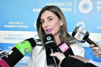 Carolina Vargas Aignasse: “La oposición viene aplicando una doble vara con la Corte”
