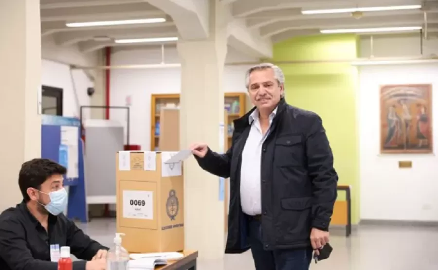 EN LAS ÚLTIMAS ELECCIONES, Alberto Fernández votó en Puerto Madero