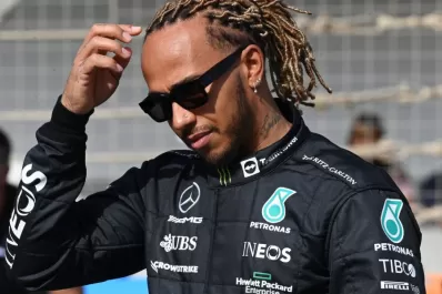 Lewis Hamilton sorprendió a todos entrenando en los Bosques de Palermo