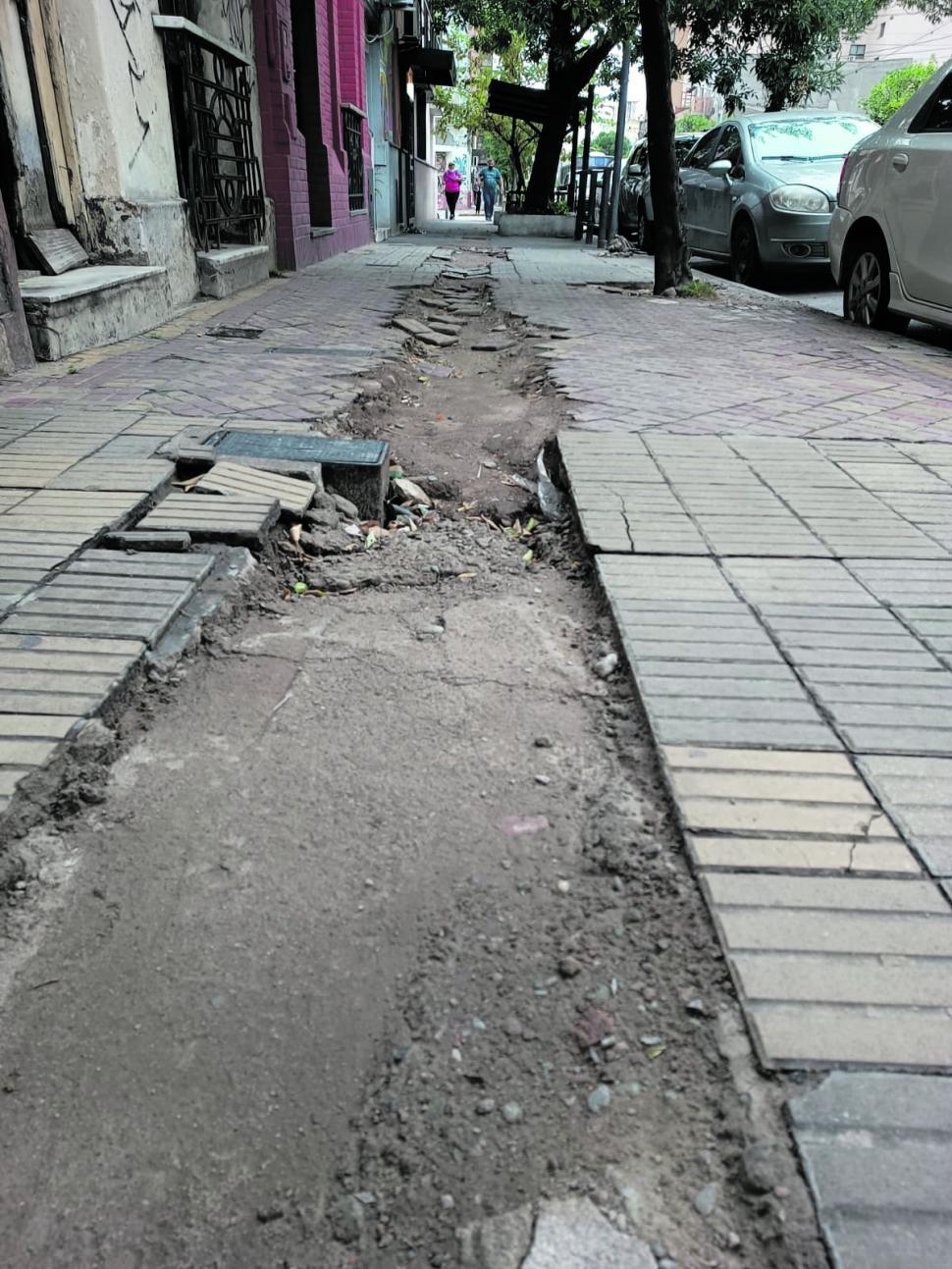 LA GACETA en WhatsApp: “El Cartel de paso a nivel es válido”