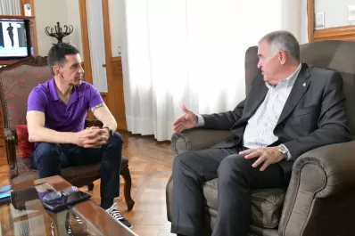 Obras hídricas: en Casa de Gobierno, Jaldo recibió a Gerónimo Vargas Aignasse