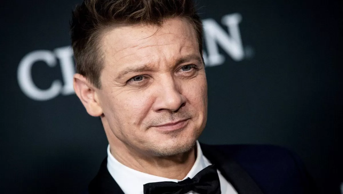 HORAS CLAVE. Jeremy Renner deberá superar la etapa más crítica de la internación para recién saber si podrá recuperarse.