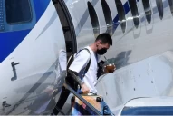 Messi llegó a París para sumarse al PSG y se espera su primer partido del año