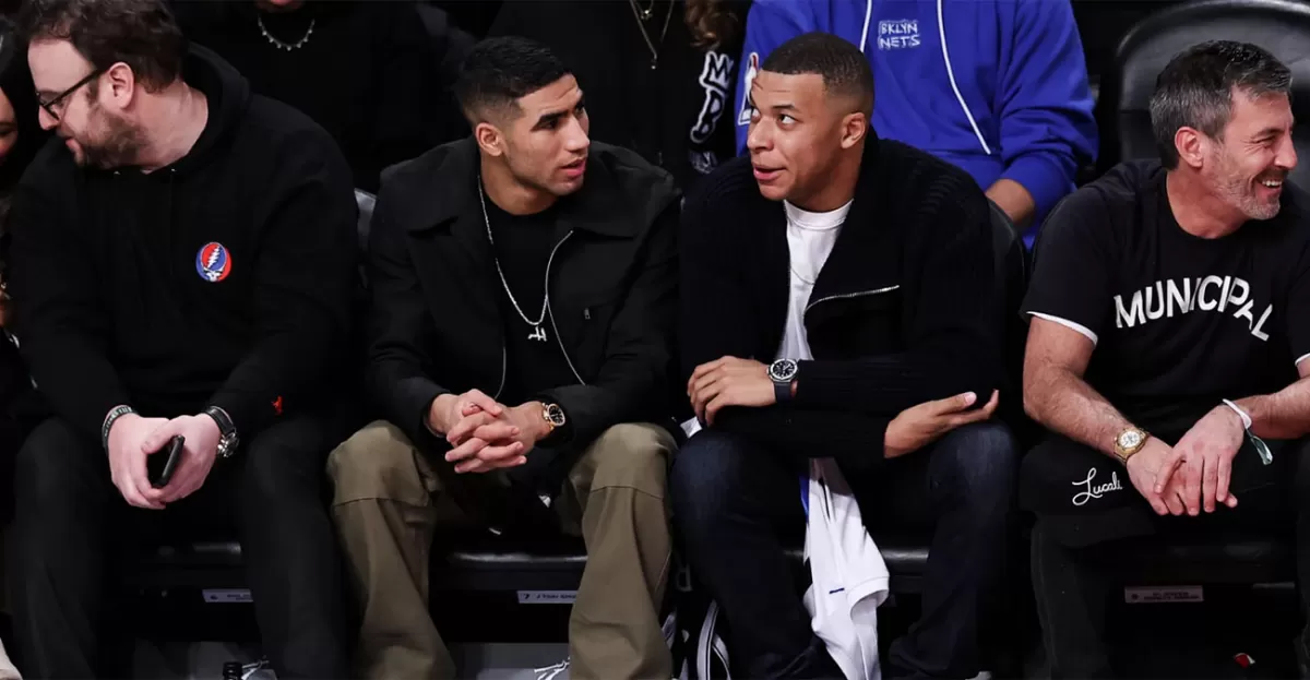 Achraf Hakimi y Kylian Mbappé en la NBA. Foto Getty