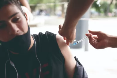 La nueva variante de coronavirus incluiría síntomas digestivos