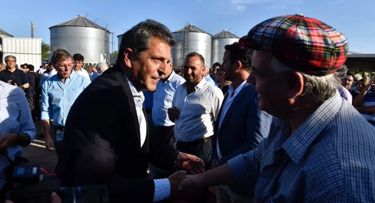 El Gobierno lanzó un programa de asistencia para productores lecheros