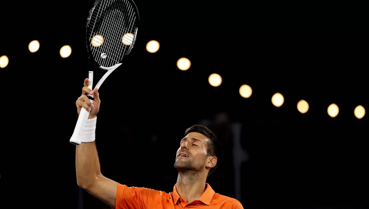 Djokovic se enfrentará a Medvédev en semifinales de Adelaida