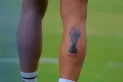 Atlético Tucumán y el Mundial de Qatar 2022: ¿qué jugador decano se tatuó la copa que levantó Messi en su pantorrilla?