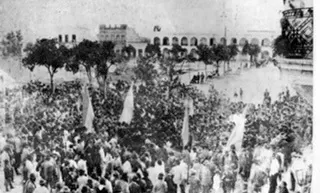 UNA MULTITUD EN LAS CALLES. Registro de la movilización popular que tuvo lugar durante los incidentes de la revolución de 1887 en Tucumán. 