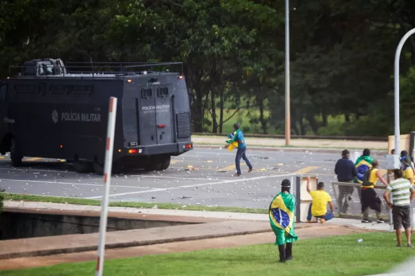 Brasil: ordenan la detención de un exministro de Bolsonaro y del exjefe de Policía de Brasilia