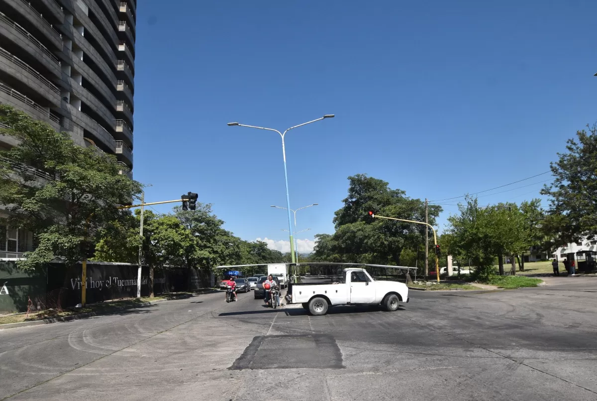 Cartas de lectores III: Giro en “U” en avenida Belgrano