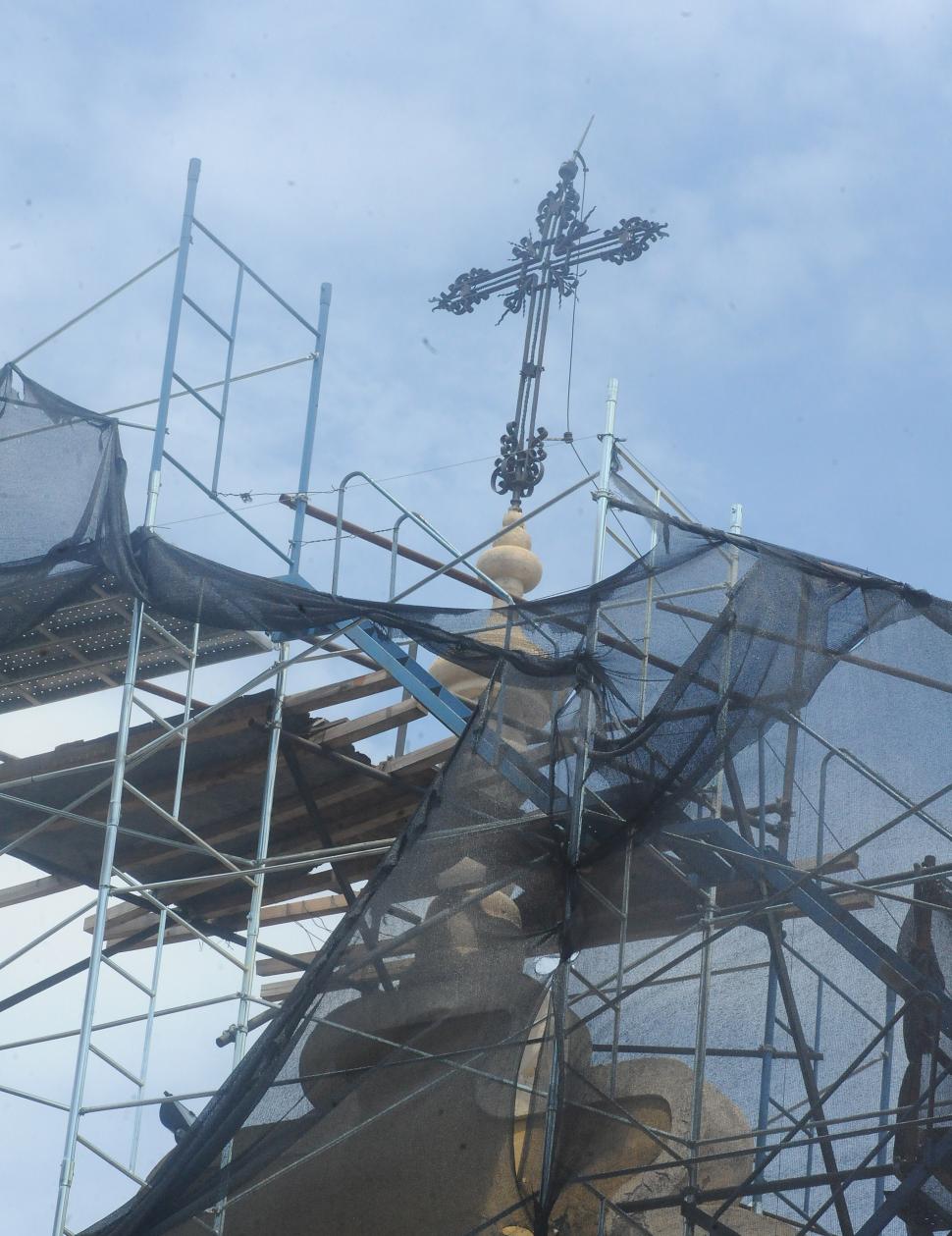 DETALLES. Se prestará atención a elementos ornamentales de la fachada.