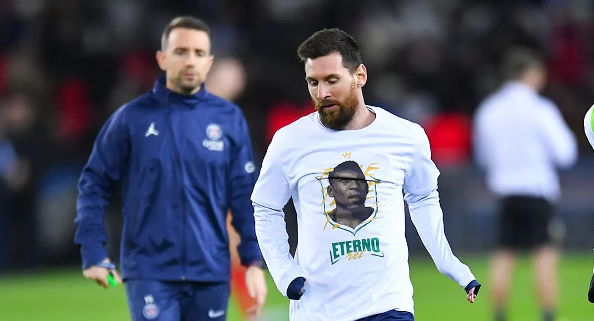 Lionel Messi y los jugadores del PSG homenajearon a Pelé