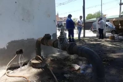 Un fallo eléctrico hizo que vuelva a faltar agua en Concepción