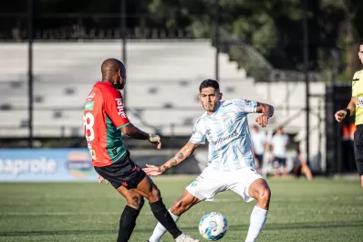 Atlético le ganó por penales a Boston River