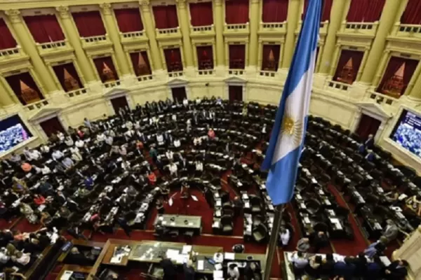 Extraordinarias: entre los 27 temas enviados por el Gobierno están el juicio político y la ampliación de la Corte