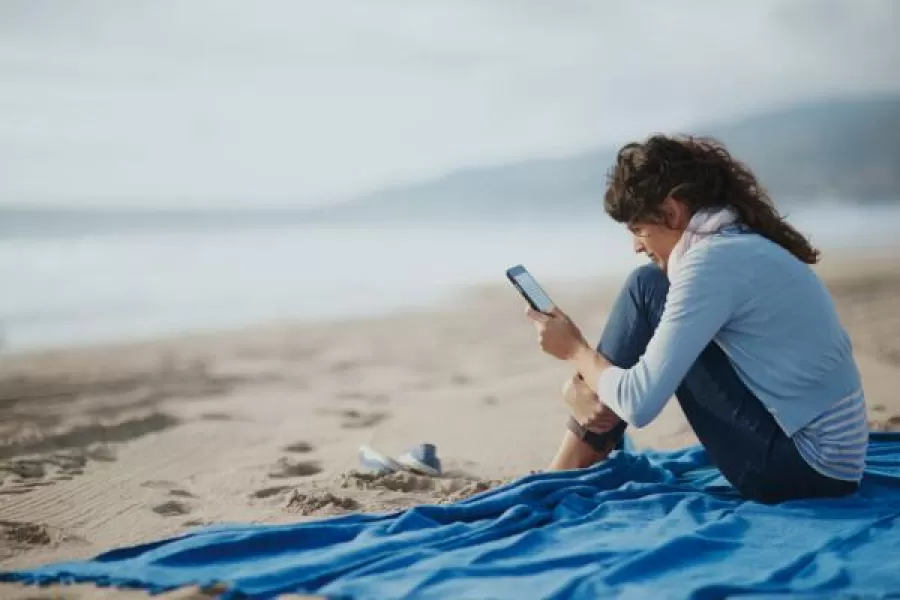 Cómo alejarse satisfactoriamente de las redes en vacaciones: cinco consejos para lograr un buen descanso