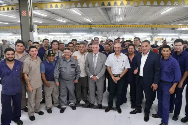 Jaldo, presente en Santista, la empresa en telas que anunció inversiones e incorporará empleo en Tucumán