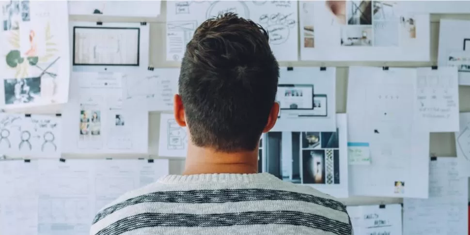 SISTEMA. Cuando surgieron todas las ideas en el design thinking se elige la más realista y se la lleva a la realidad. 