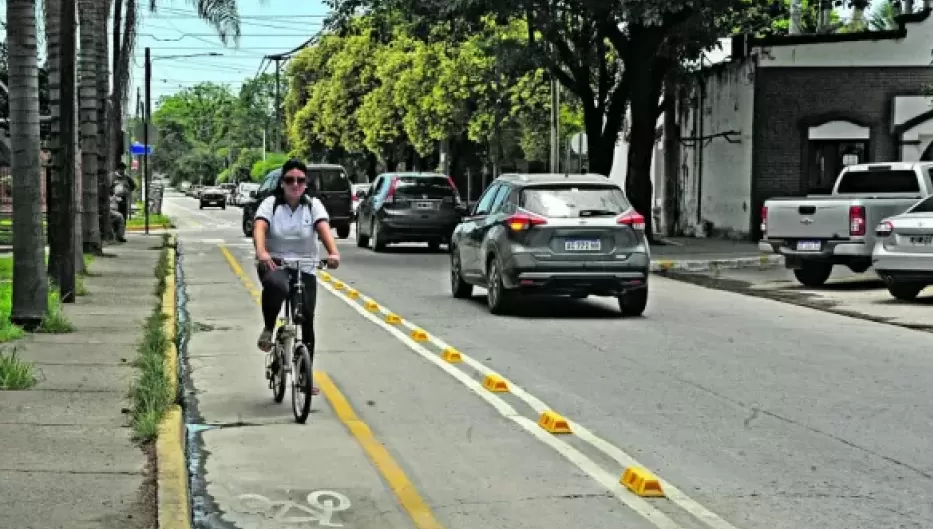 Encuesta: ¿Qué te genera la escasez de veredas en Yerba Buena?