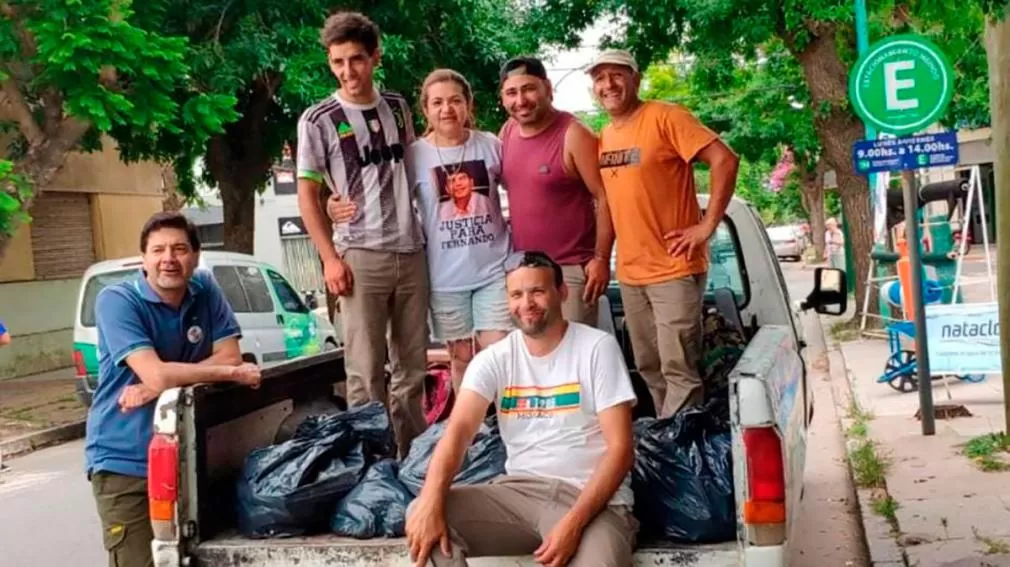 Silvino y Graciela visitaron comedores y merenderos de la ciudad. Foto Facebook