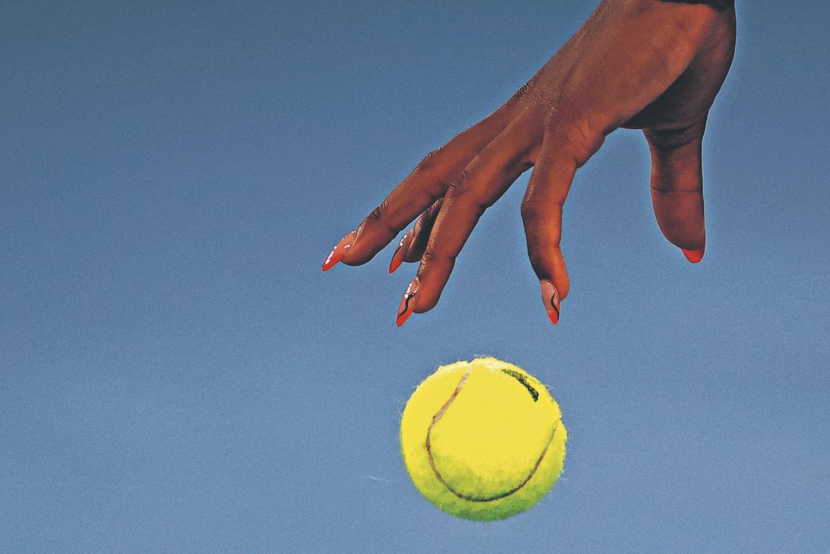 ESMALTE. La norteamericana Coco Gauff combina estilo con potencia.