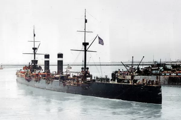 Hojeando el diario: Un tucumano en el histórico viaje del crucero 9 de Julio