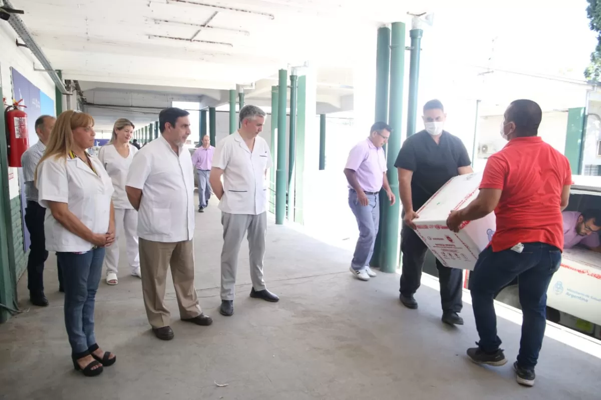 Llegaron a Tucumán las primeras 34.650 dosis bivariantes contra covid