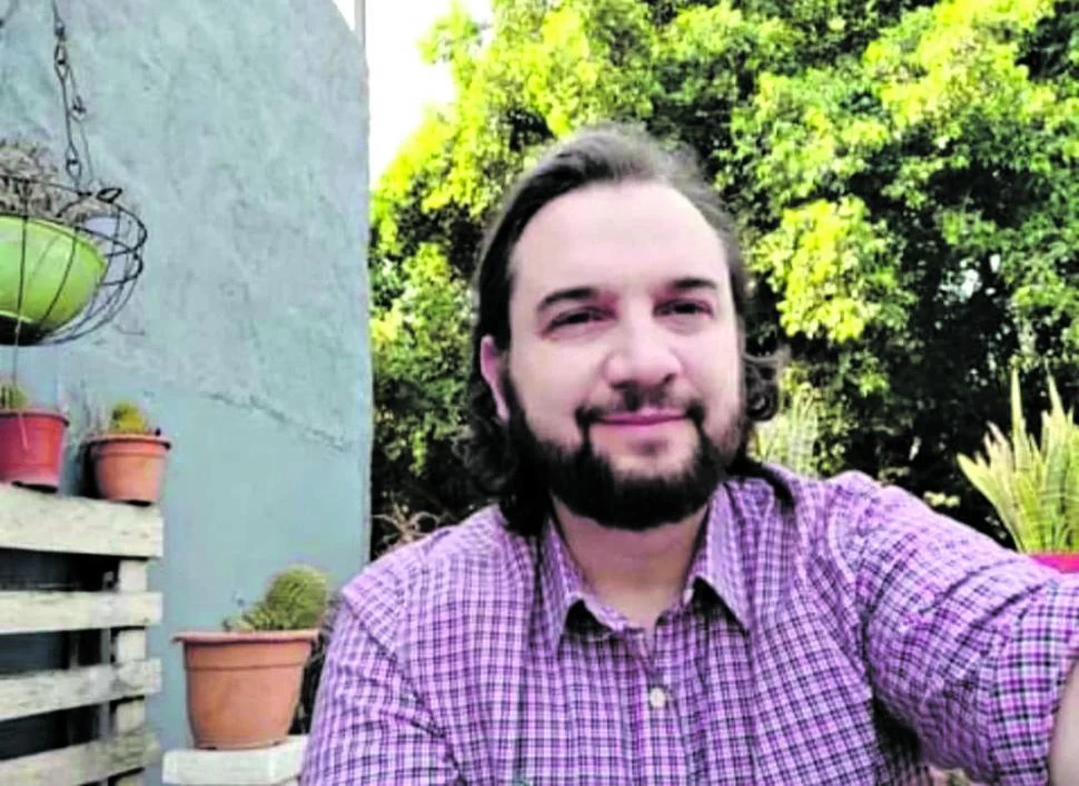 GUSTAVO CALLEJAS. El abogado y gestor cultural analiza su especialización y hace un repaso por las políticas culturales de la provincia. 