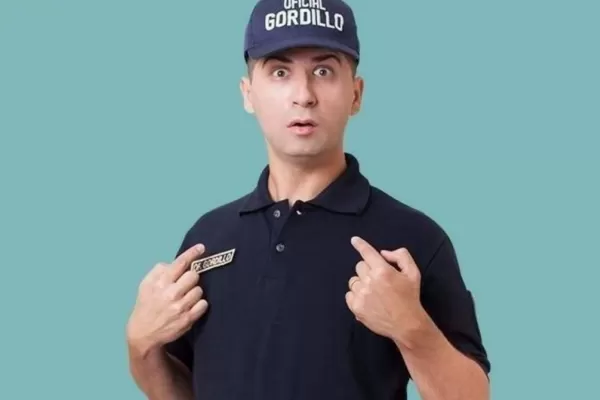 Reviví el doblaje que un famoso jugador de La Scaloneta hizo de un monólogo del Oficial Gordillo