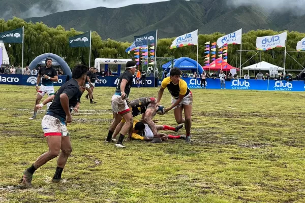 LA GACETA, en los Valles: La lluvia le dio paso al rugby en Tafí