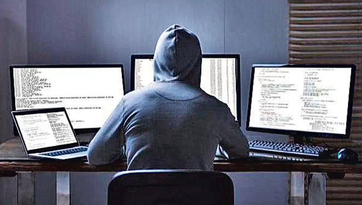 Tres detenidos fueron víctimas de una estafa virtual
