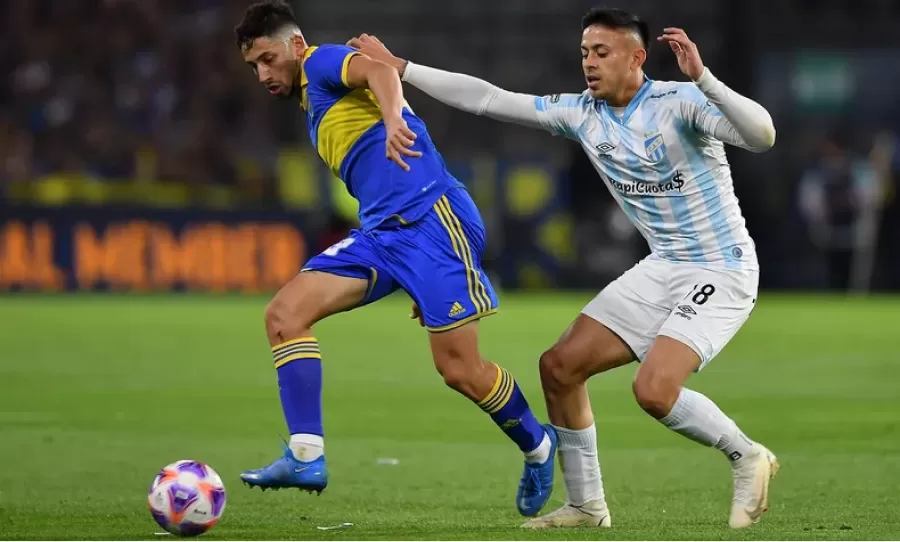 “Fue penal”: la increíble foto de la infracción, el enojo y el descargo de los hinchas de Atlético Tucumán tras la derrota ante Boca