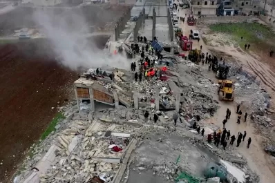Son más de 3.000 los muertos por el terremoto en Turquía y Siria