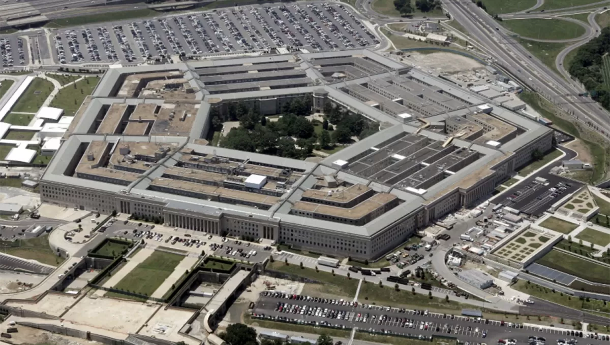 LA CONFIRMACIÓN. Desde el Pentágono anunciaron que el nuevo objeto fue derribado cerca del lago Huron y cayó en aguas canadienses.