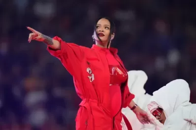 Rihanna impactó a todos en el Super Bowl e hizo un sorprendente anuncio