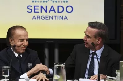 Miguel Ángel Pichetto pidió que se coloque el busto de Carlos Menem en la Casa Rosada