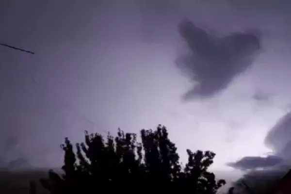 Video: así fue la tormenta que causó estragos en algunas zonas de Tucumán