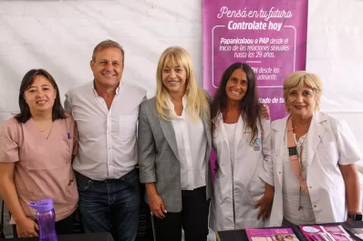 Chahla acompañó el megaoperativo en el barrio Echeverría: “Me gusta que el Sistema de Salud vaya a la gente”