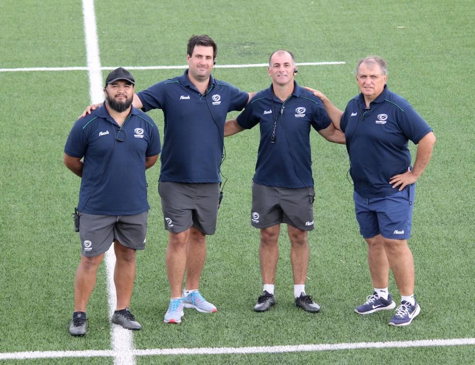 GRUPO DE TRABAJO. Juan Ávila, el paraguayo Ramiro Peman, Diego Ternavasio y Ricardo Le Fort inician el camino con Yacare (inscripto sin acento). 