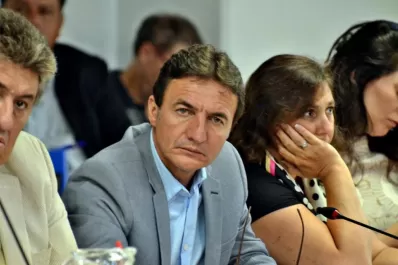 Convención de la UCR: entre el aval a Sánchez y una rara desautorización
