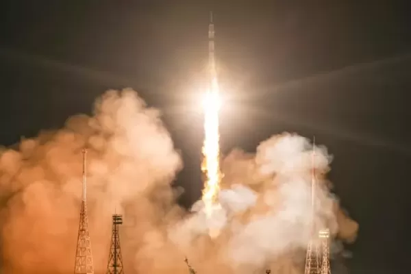 Lanzaron una nave no tripulada para rescatar a astronautas en la Estación Espacial Internacional