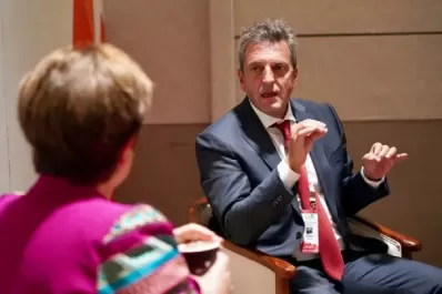 Massa se reúne con el FMI y hará un pedido especial para poder controlar el dólar