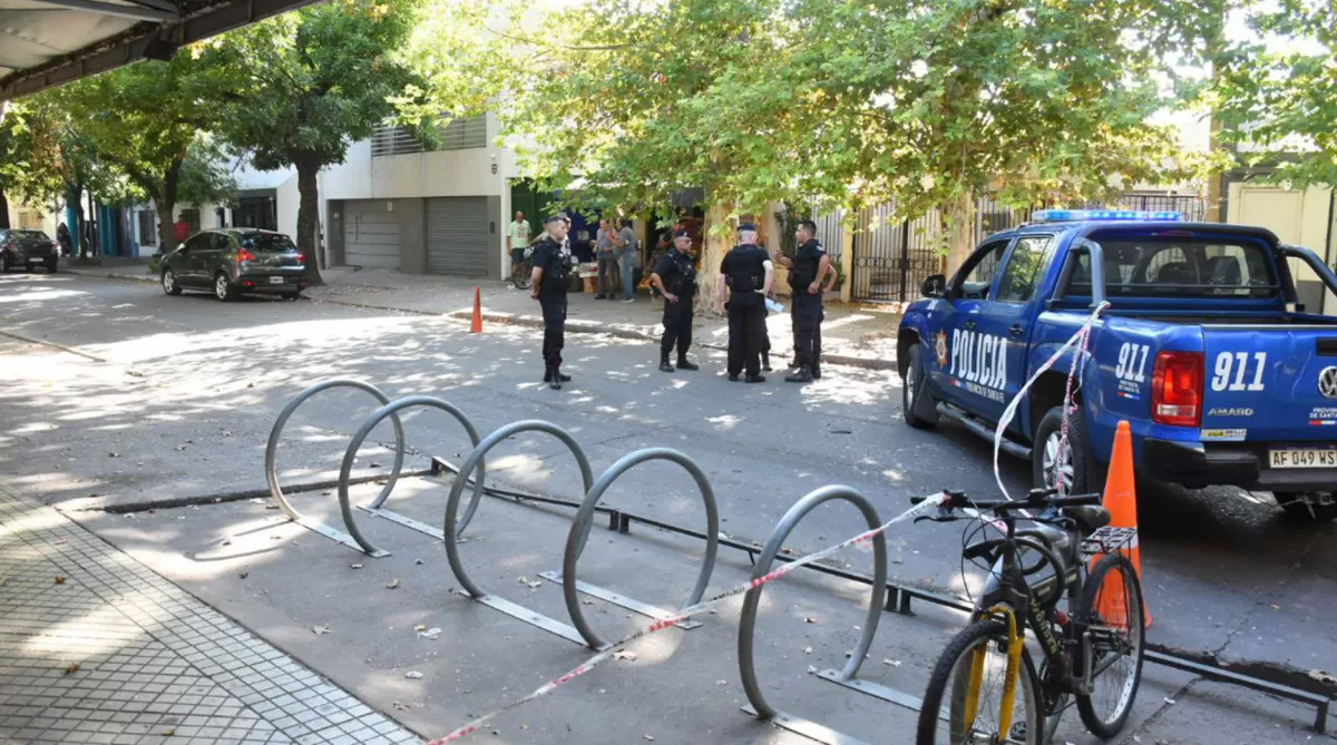 Balearon un supermercado de la familia Roccuzzo en Rosario