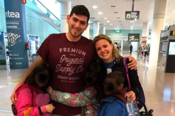 Barcelona: las emotivas palabras de la mamá de las gemelas argentinas durante el funeral