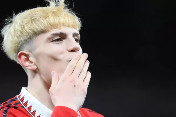 Garnacho, a las autoridades del Manchester: “Necesito escribir mi historia con la camiseta argentina”